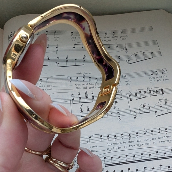 Geneva Gold Bangle Watch - Picture 8 of 14